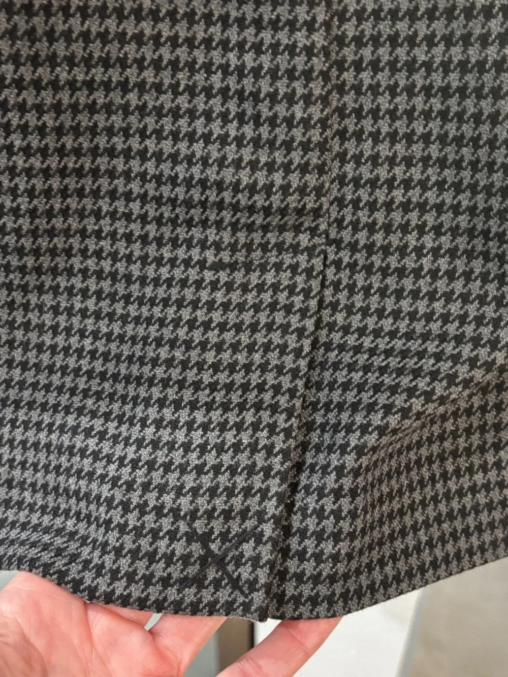 Banana Republic Knit Pencil Skirt - Black/Gray Houndstooth Size 0